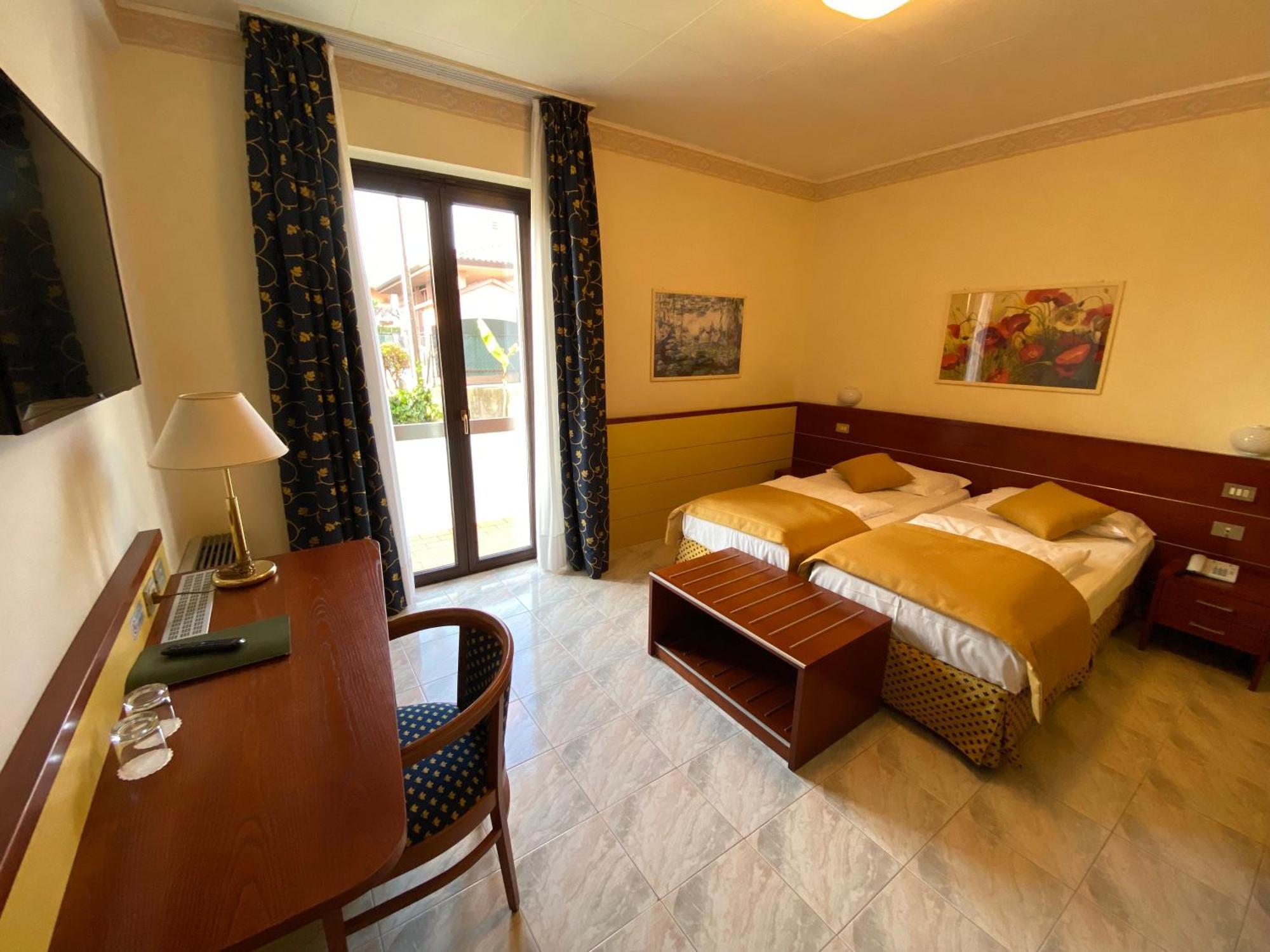 Hotel Villa Olivo Resort 3S Bardolino Eksteriør billede