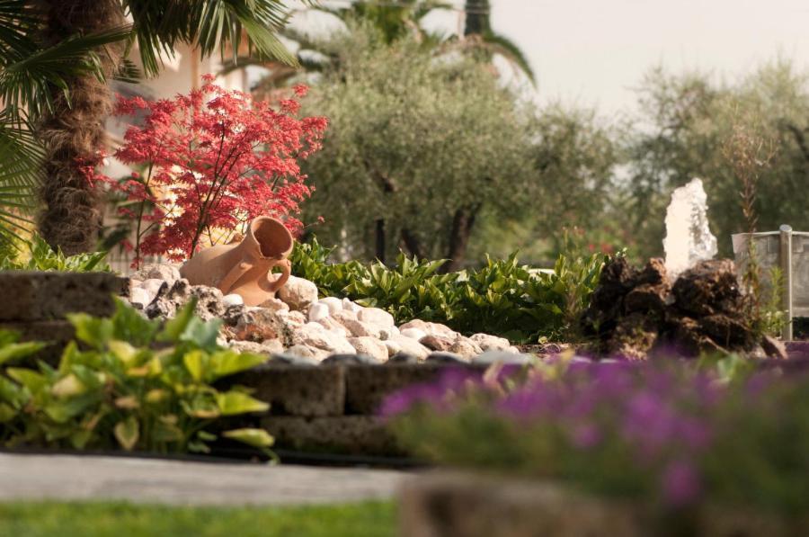 Hotel Villa Olivo Resort 3S Bardolino Eksteriør billede