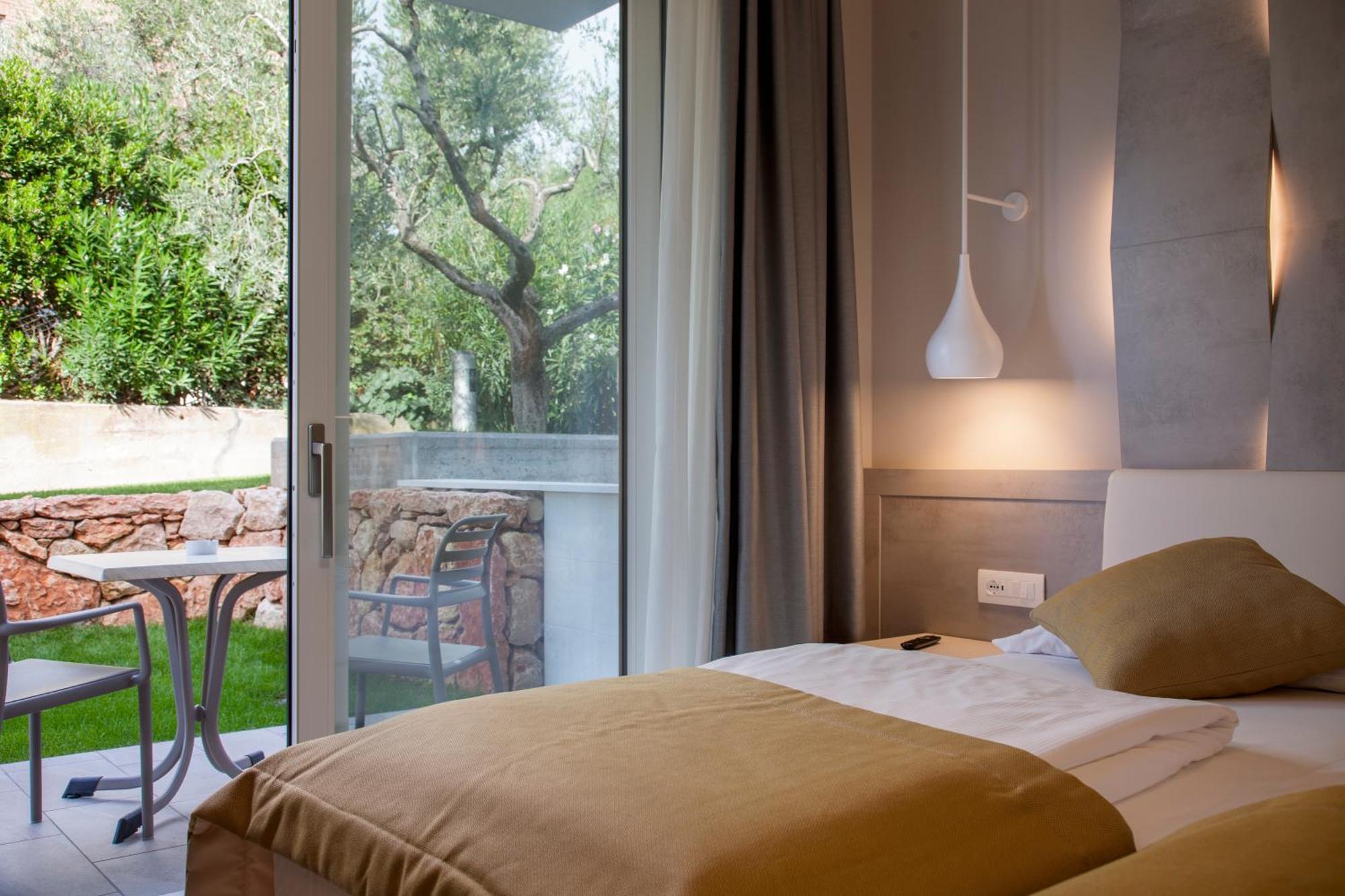 Hotel Villa Olivo Resort 3S Bardolino Værelse billede